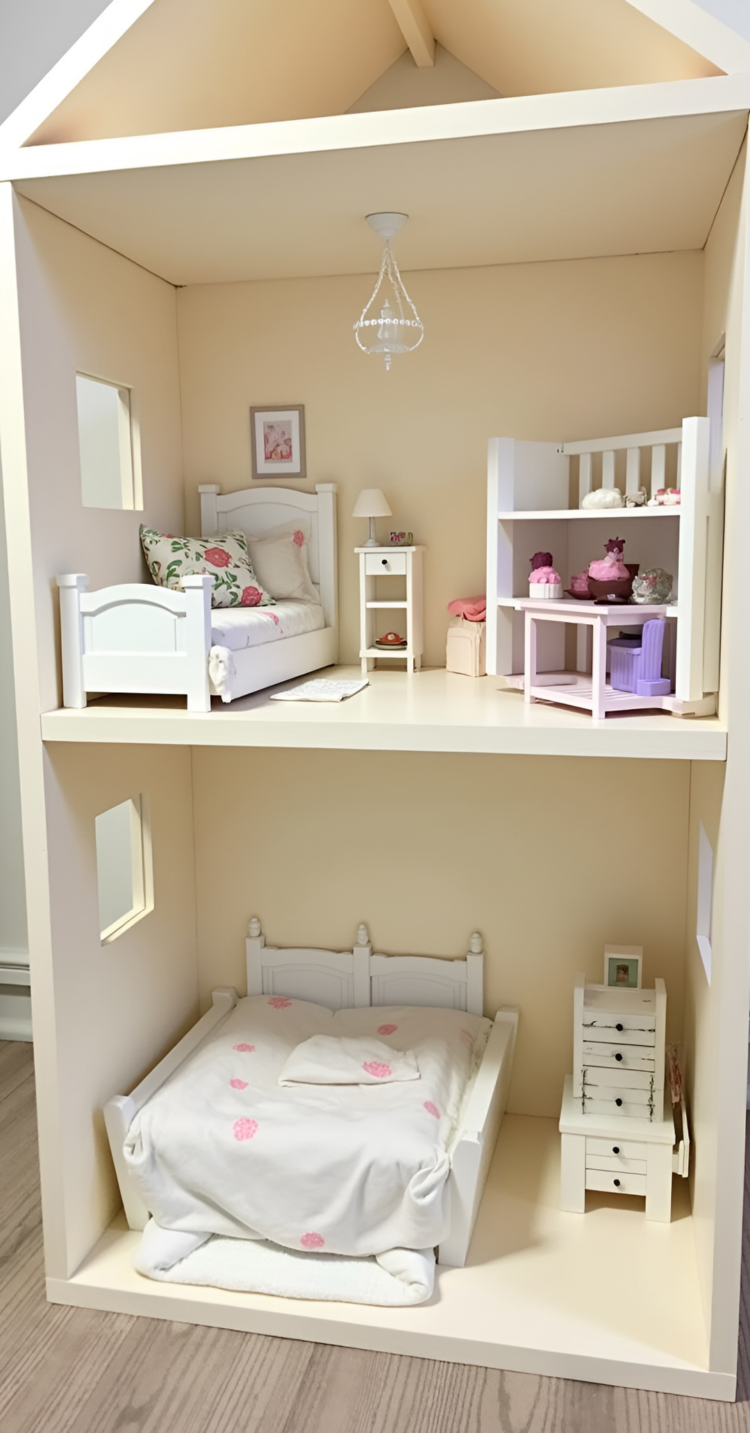 Dollhouse Miniatures