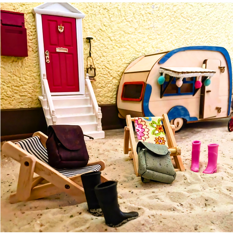 BLMINIATURES 1:12 - 1" Scale Dollhouse Miniature Season Decoration Christmas Beachside Elf Door Scene with Red Door, Camper Trailer, Lounge Chairs & Rain Boots