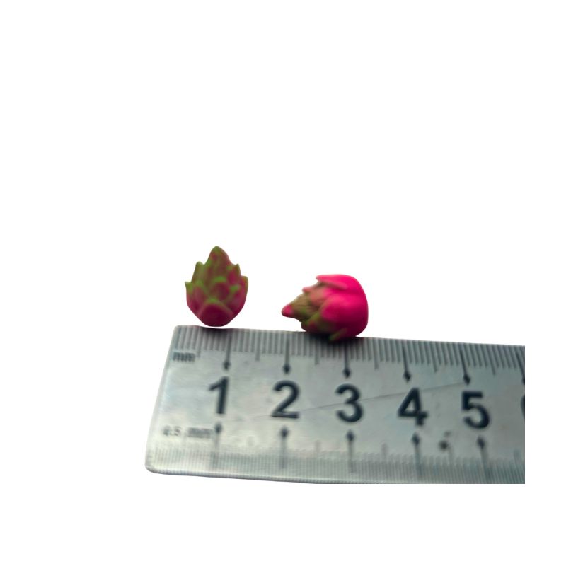 blminiatures 1:12 Scale Dollhouse Miniature Dragon Fruits - 2pcs Tiny Tropical Fruits for Dollhouse Kitchen Decor