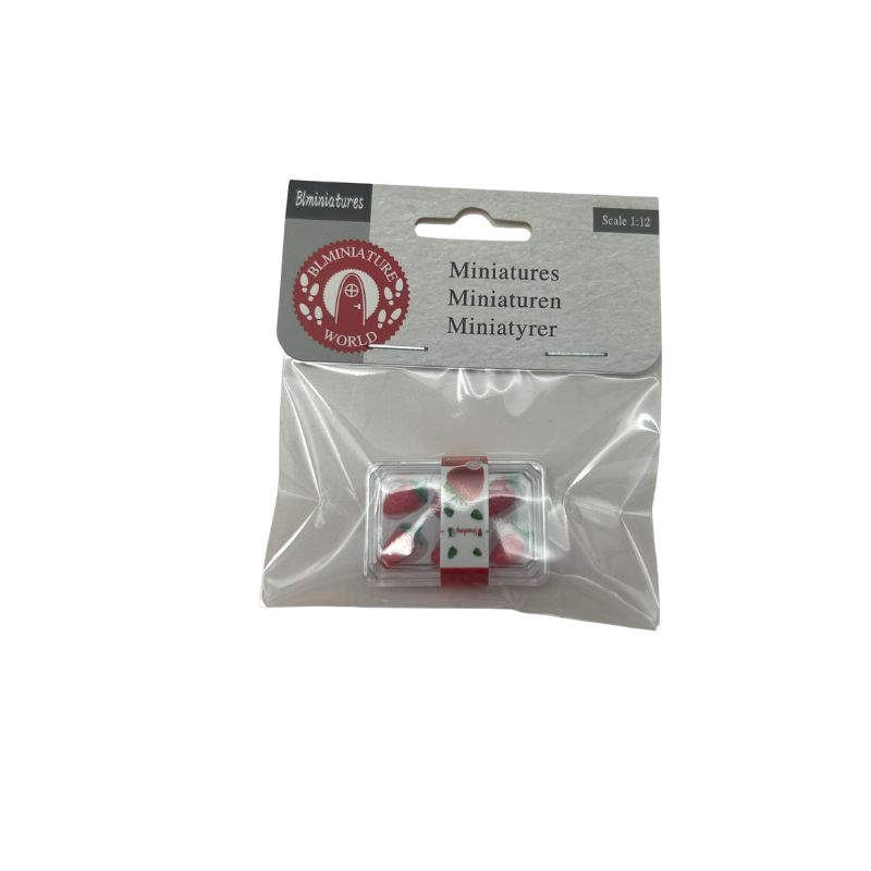 Blminiatures 1:12 Scale Dollhouse Miniature Strawberries in Clear Packaging Box 