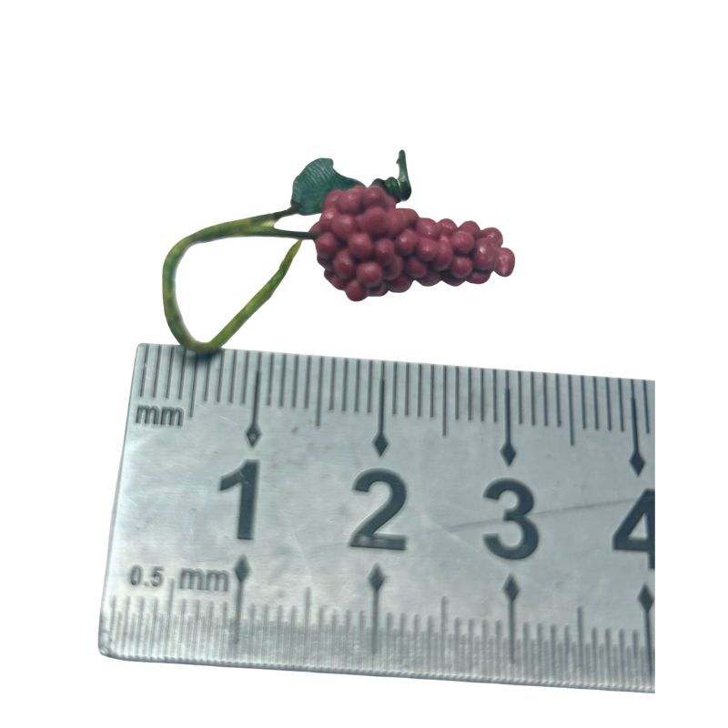 Blminiatures 1:12 Scale Dollhouse Miniature Red Grapes - 1 Bunch (2.5cm) Tiny Fruit for Dollhouse Kitchen Decor