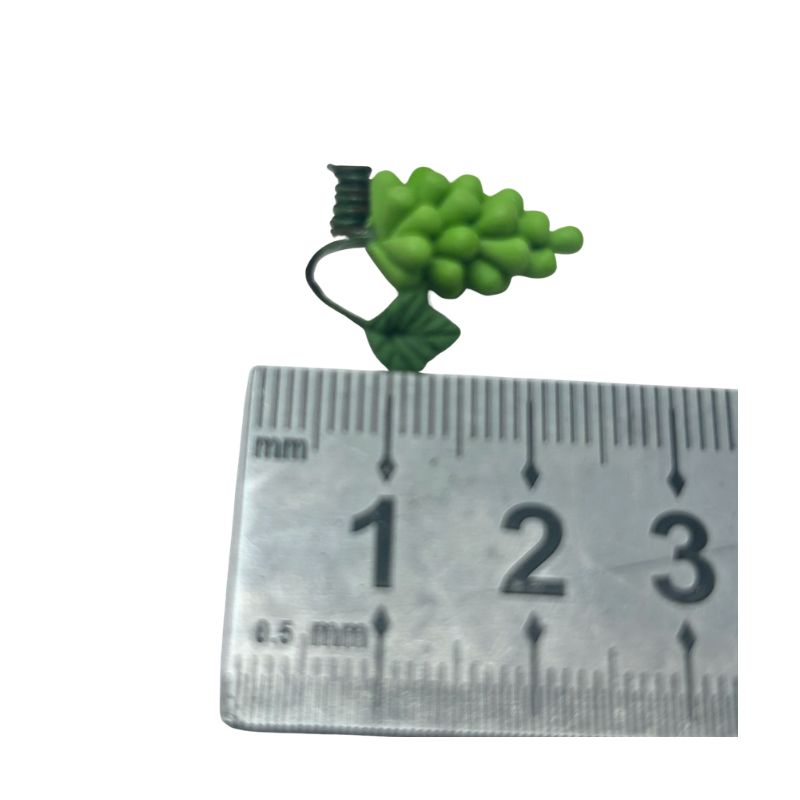 Blminiatures 1:12 Scale Dollhouse Miniature Green Grapes - 1 Bunch (2cm) Tiny Fruit for Dollhouse Kitchen Decor