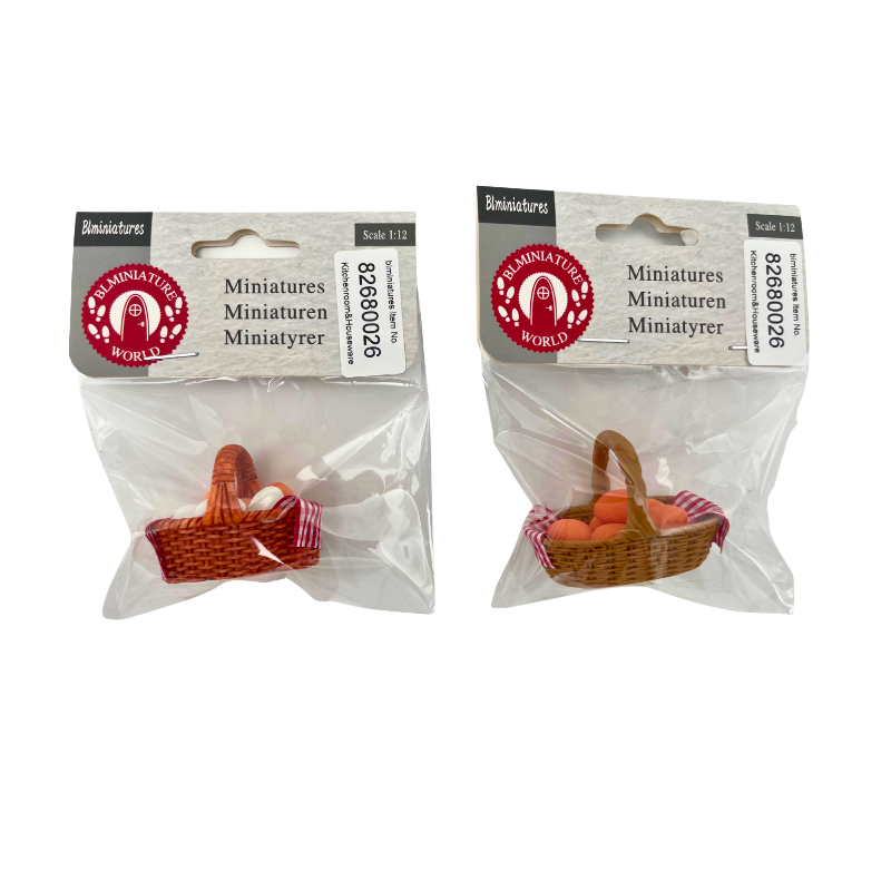 BLMINIATURES 1:12 - 1" Scale Kitchen Miniature Woven Baskets with Checkered Cloths (Set of 2)
